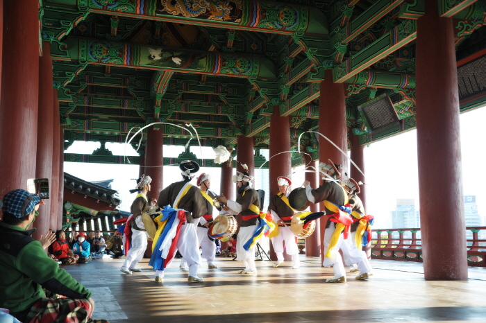 울산 태화루 누각 상설공연